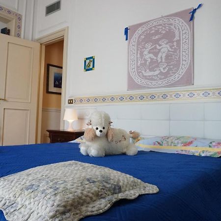 Elegante Appartamento Centro Storico 카타니아 외부 사진