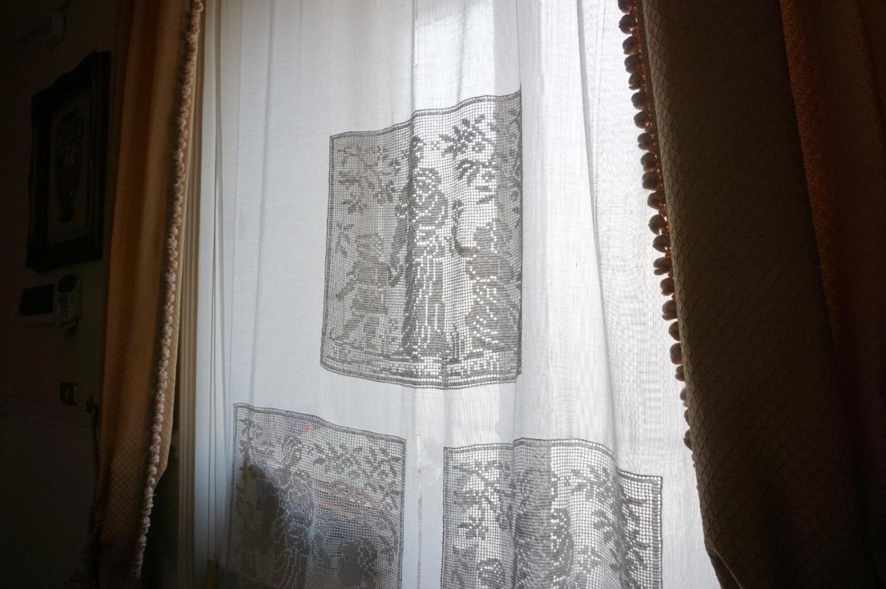Elegante Appartamento Centro Storico 카타니아 외부 사진