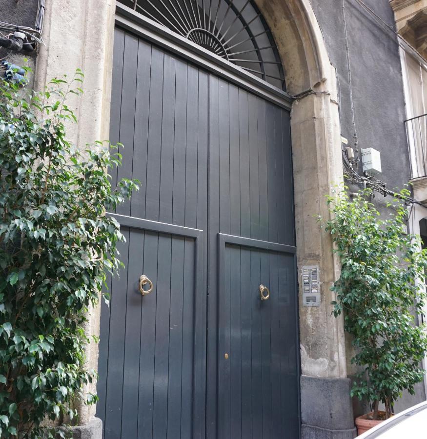 Elegante Appartamento Centro Storico 카타니아 외부 사진