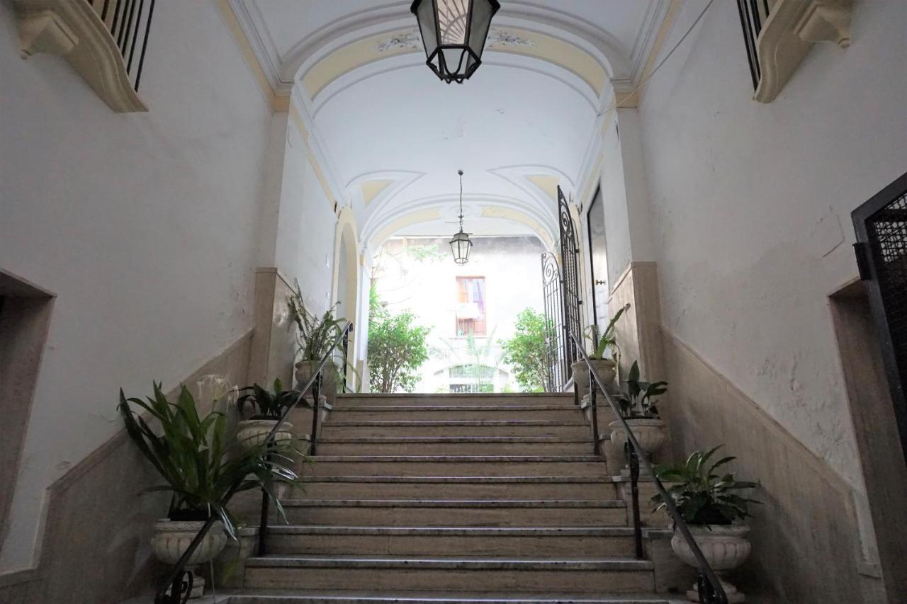 Elegante Appartamento Centro Storico 카타니아 외부 사진