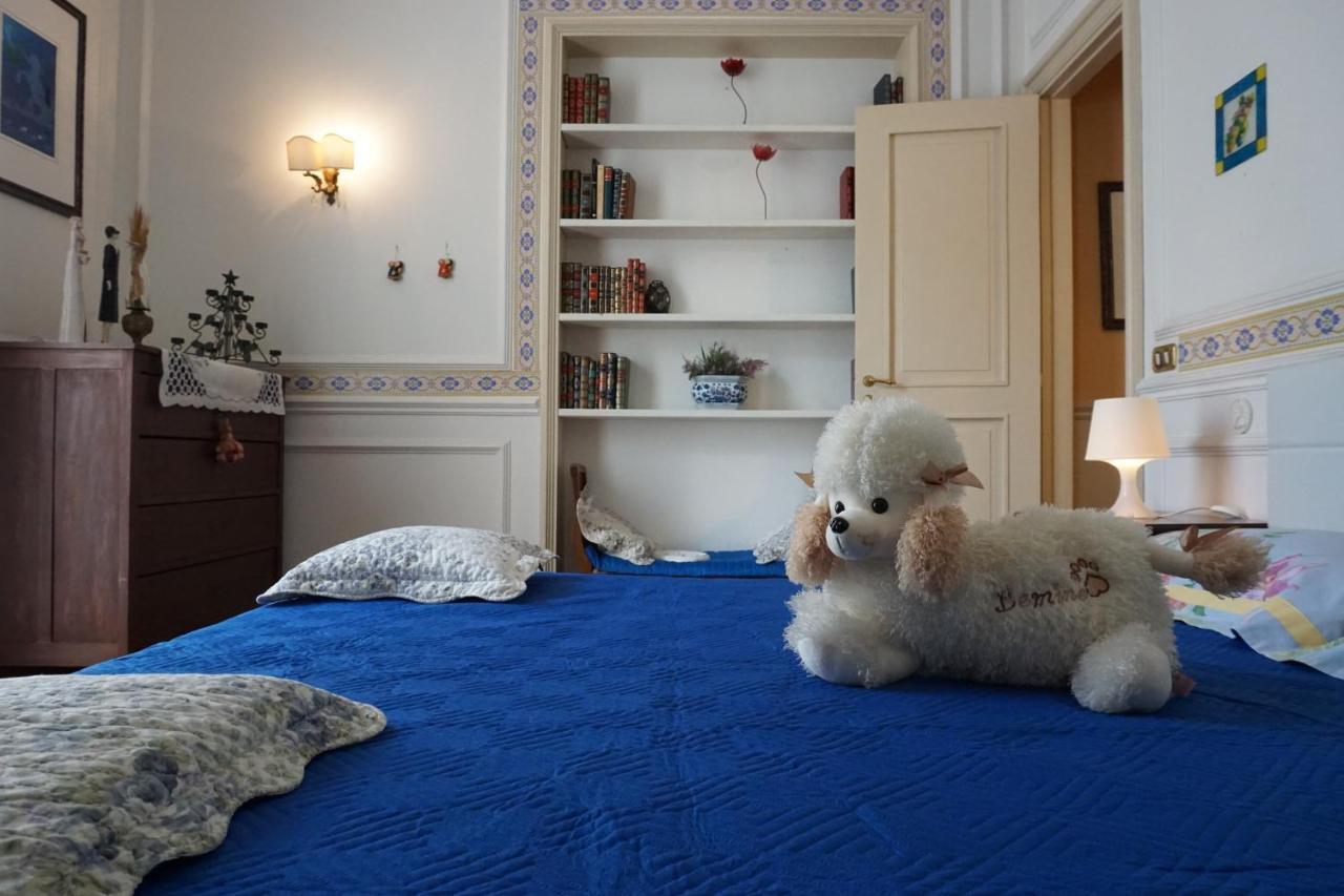 Elegante Appartamento Centro Storico 카타니아 외부 사진