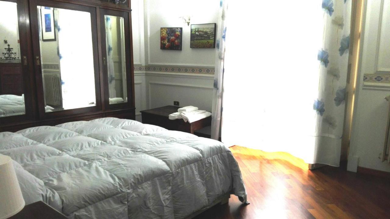 Elegante Appartamento Centro Storico 카타니아 외부 사진